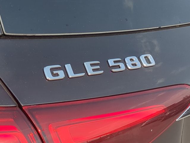 Thumbnail: 2026 Mercedes-Benz GLE - 25