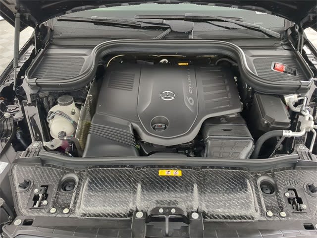 Thumbnail: 2026 Mercedes-Benz GLE - 8