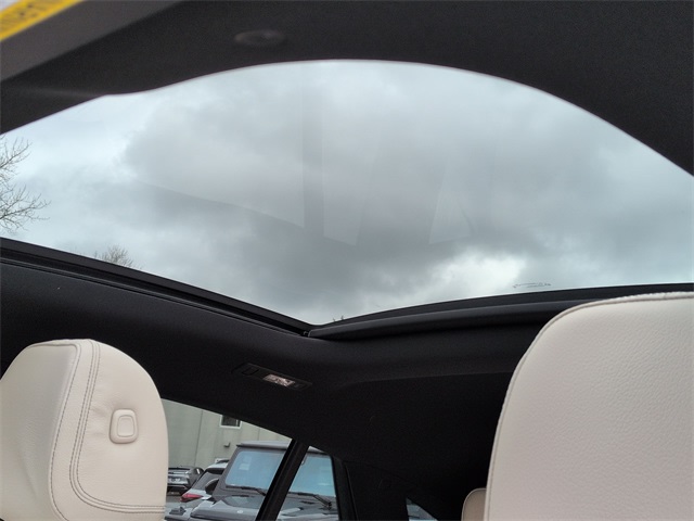 Thumbnail: 2026 Mercedes-Benz GLE - 27