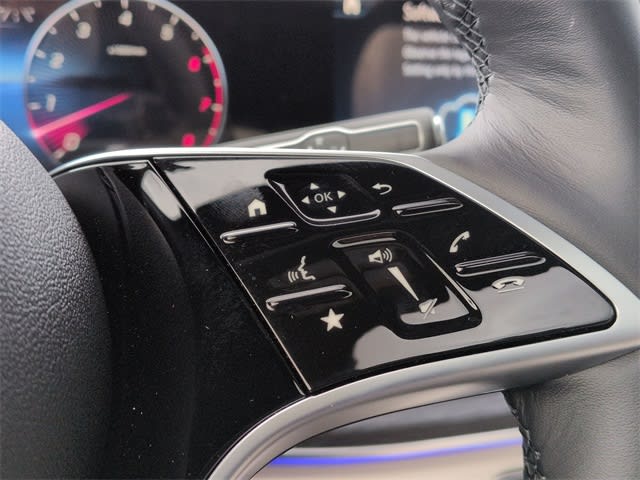 Thumbnail: 2026 Mercedes-Benz GLE - 31