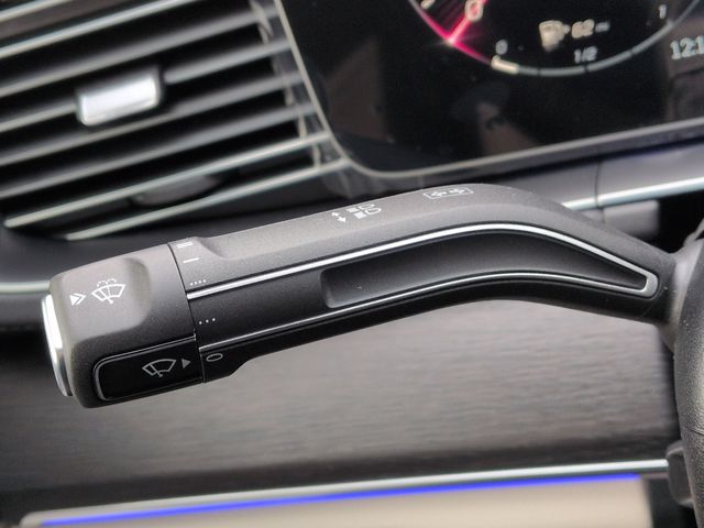 Thumbnail: 2026 Mercedes-Benz GLE - 14