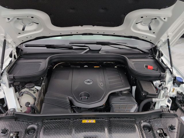 Thumbnail: 2026 Mercedes-Benz GLE - 8