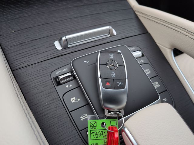 Thumbnail: 2026 Mercedes-Benz GLE - 17