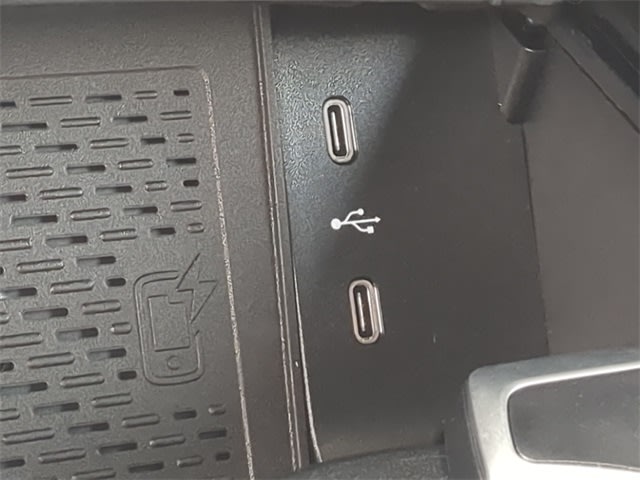 Thumbnail: 2026 Mercedes-Benz GLE - 19