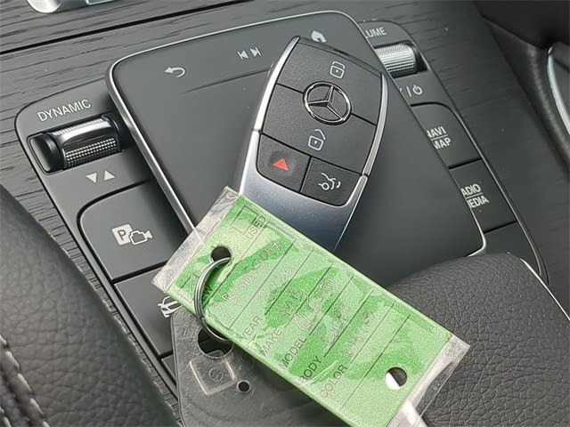 Thumbnail: 2026 Mercedes-Benz GLE - 18