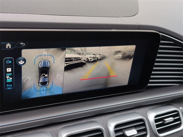 Thumbnail: 2026 Mercedes-Benz GLE - 33