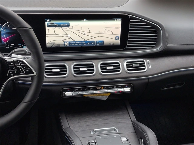 Thumbnail: 2026 Mercedes-Benz GLE - 31