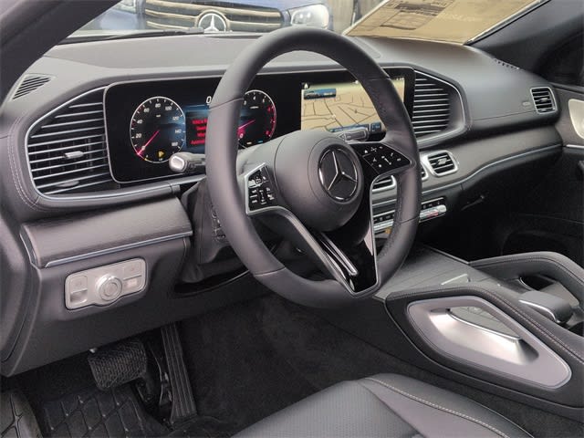 Thumbnail: 2026 Mercedes-Benz GLE - 2