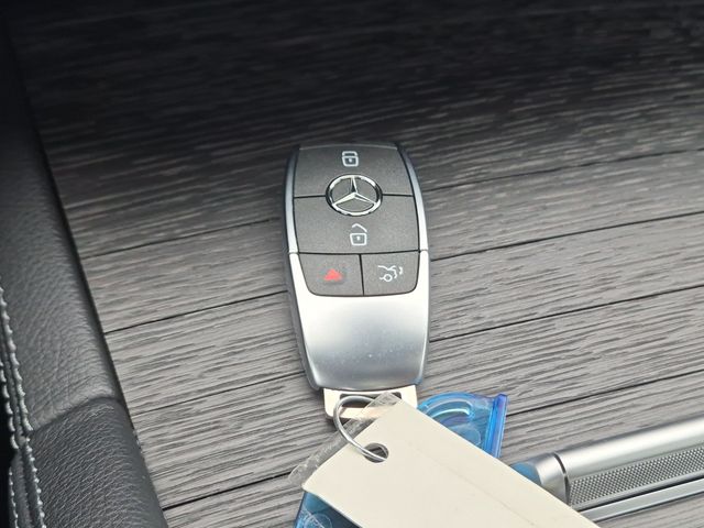 Thumbnail: 2026 Mercedes-Benz GLE - 20