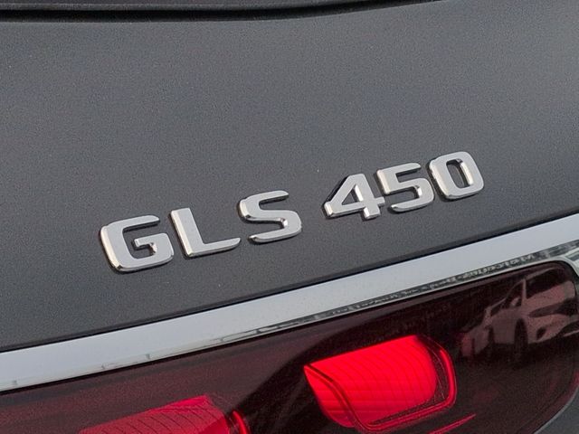 Thumbnail: 2026 Mercedes-Benz GLS - 22