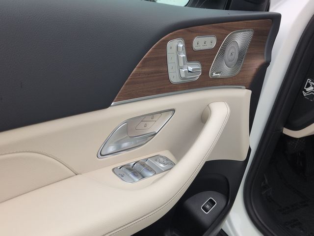 Thumbnail: 2026 Mercedes-Benz GLS - 25