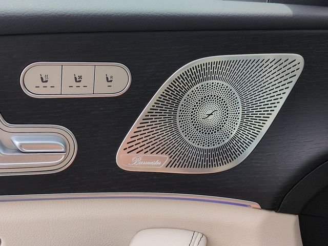 Thumbnail: 2026 Mercedes-Benz GLS - 35