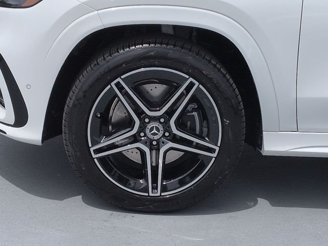 Thumbnail: 2026 Mercedes-Benz GLS - 8