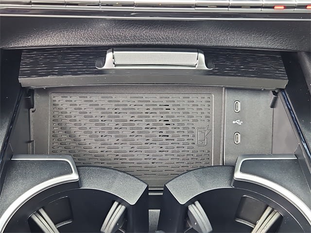 Thumbnail: 2025 Mercedes-Benz GLS - 37