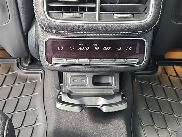 Thumbnail: 2025 Mercedes-Benz GLS - 40