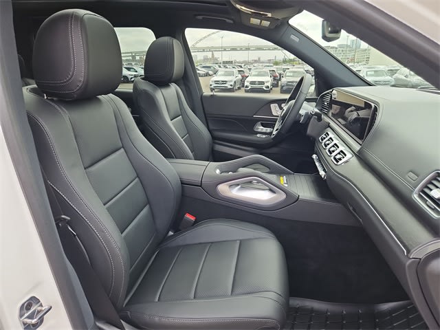 Thumbnail: 2025 Mercedes-Benz GLS - 12