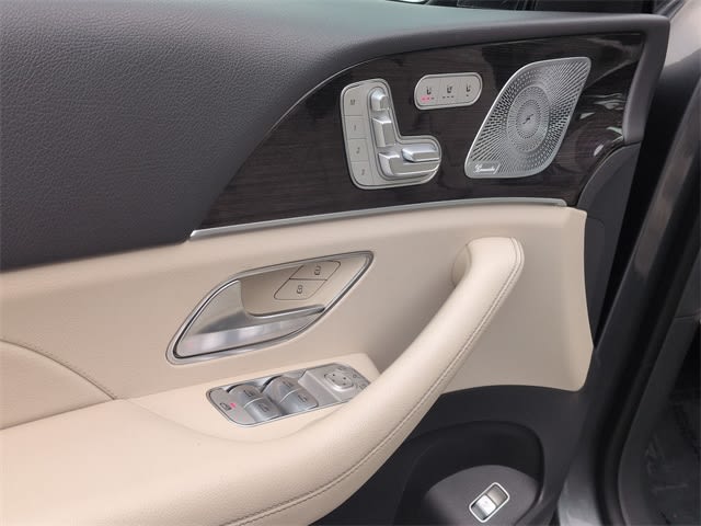 Thumbnail: 2020 Mercedes-Benz GLS - 25