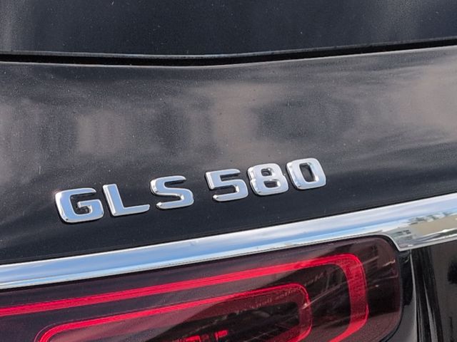 Thumbnail: 2023 Mercedes-Benz GLS - 24