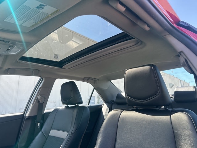 Thumbnail: 2014 Toyota Camry - 15