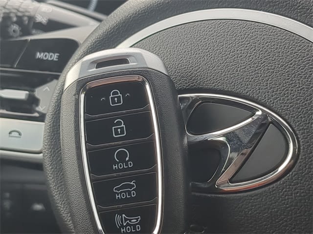 Thumbnail: 2022 Hyundai Elantra - 19