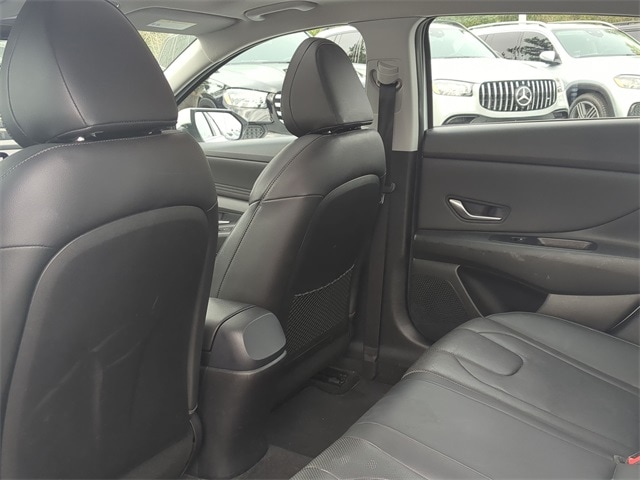 Thumbnail: 2022 Hyundai Elantra - 7