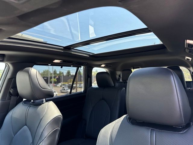 Thumbnail: 2025 Toyota Grand Highlander - 15