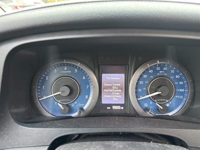 Thumbnail: 2015 Toyota Sienna - 10