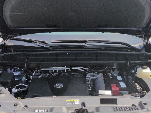 Thumbnail: 2021 Toyota Highlander - 9