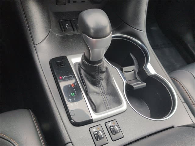 Thumbnail: 2019 Toyota Highlander - 16