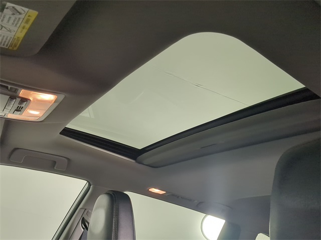 Thumbnail: 2018 Toyota Highlander - 28