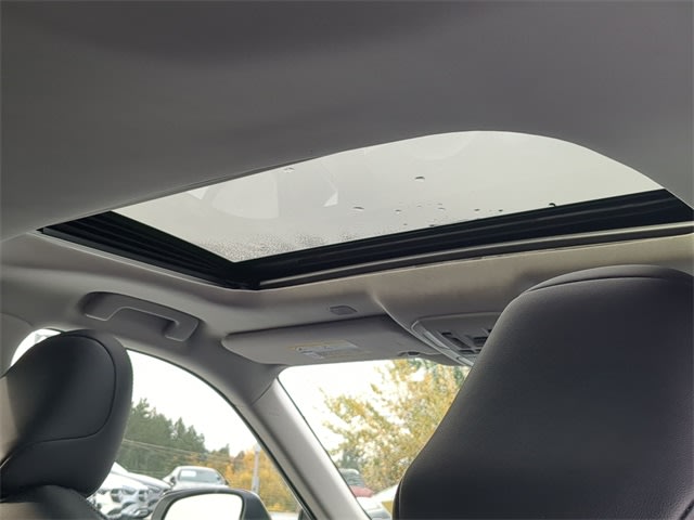 Thumbnail: 2024 Toyota Highlander - 30