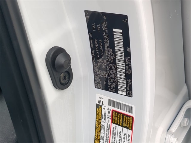 Thumbnail: 2024 Toyota Highlander - 20