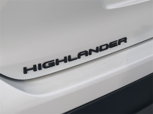 Thumbnail: 2024 Toyota Highlander - 7