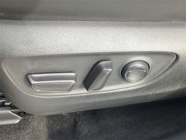 Thumbnail: 2024 Toyota Highlander - 26