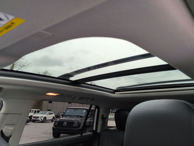 Thumbnail: 2024 Toyota Highlander - 27