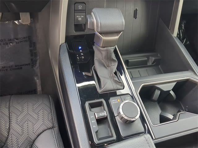 Thumbnail: 2022 Toyota Tundra - 16