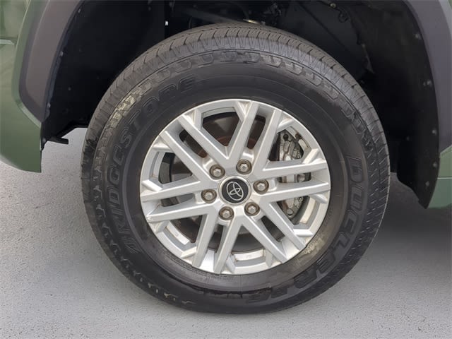 Thumbnail: 2022 Toyota Tundra - 8