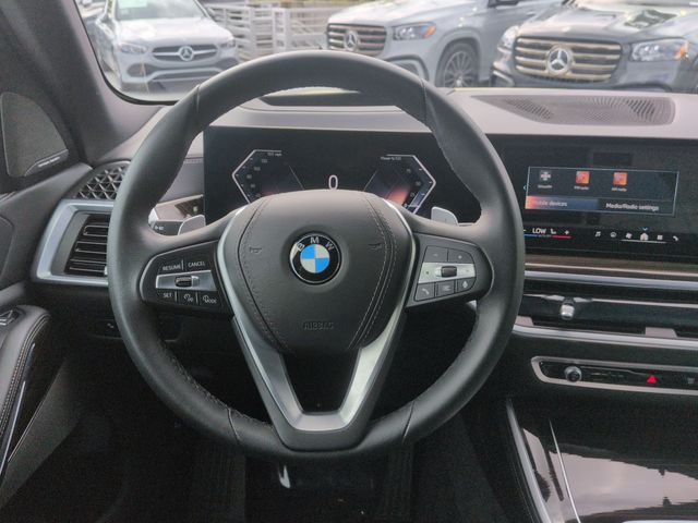 Thumbnail: 2026 BMW X5 - 14