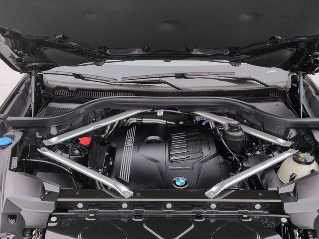Thumbnail: 2021 BMW X5 - 9