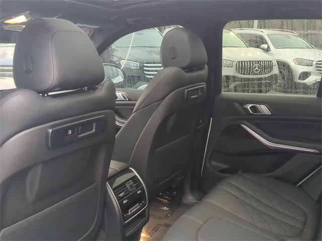 Thumbnail: 2023 BMW X5 - 13