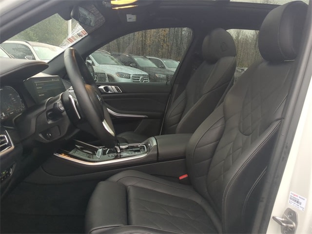 Thumbnail: 2023 BMW X5 - 11