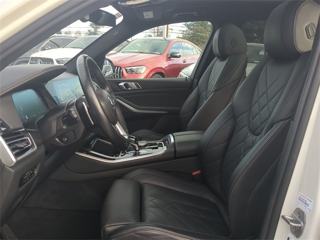 Thumbnail: 2023 BMW X5 - 11