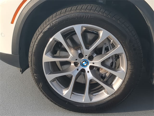 Thumbnail: 2023 BMW X5 - 8