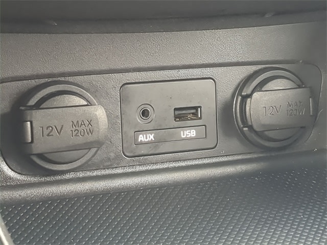 Thumbnail: 2014 Kia Sorento - 33