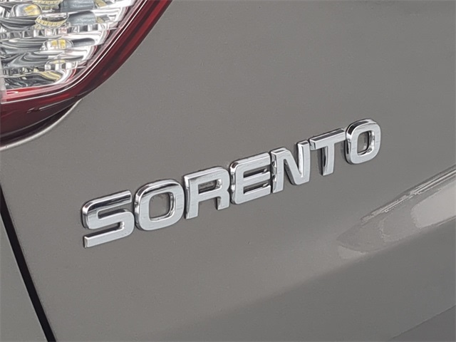 Thumbnail: 2014 Kia Sorento - 25