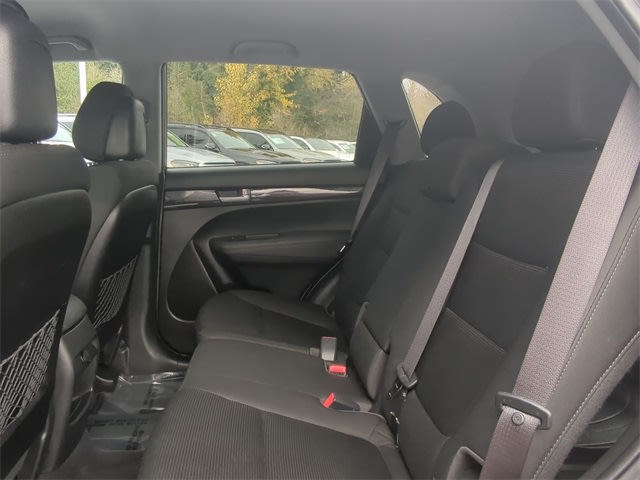 Thumbnail: 2014 Kia Sorento - 27