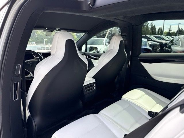 Thumbnail: 2018 Tesla Model X - 8