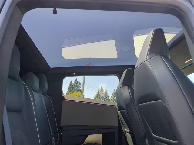 2024 Tesla Cybertruck  27