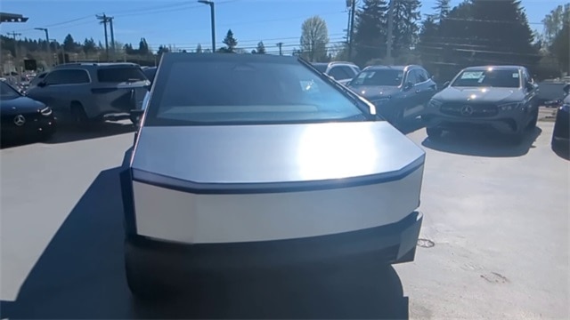 2024 Tesla Cybertruck  13