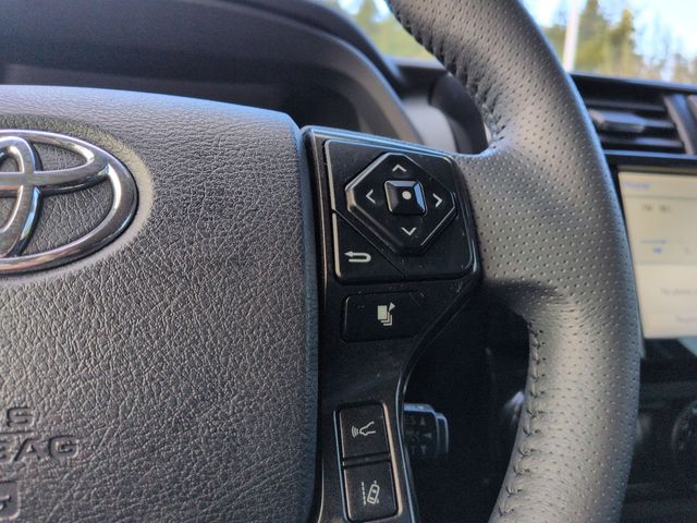 Thumbnail: 2020 Toyota 4Runner - 31